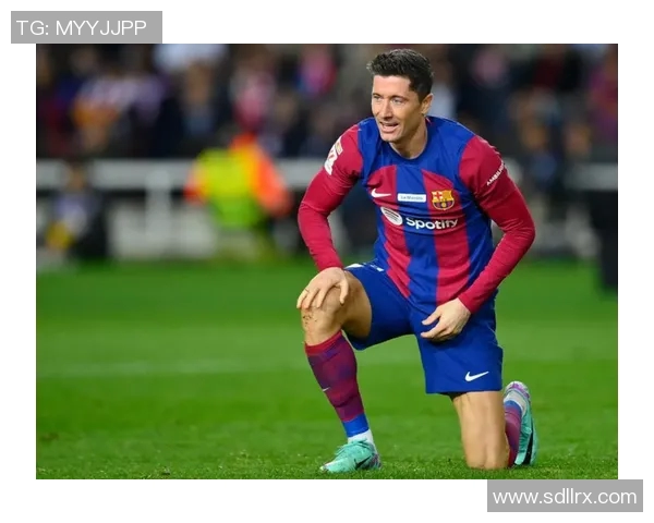 今晚赫罗纳对决巴萨罗纳期待一场精彩的西甲巅峰对决与激情碰撞